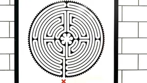 Labyrinth, maze & mirror